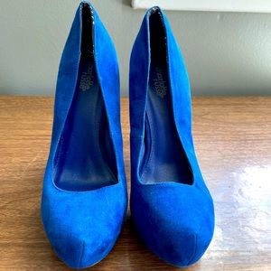 Charlotte Ruse blue spiked stiletto heals size 7
